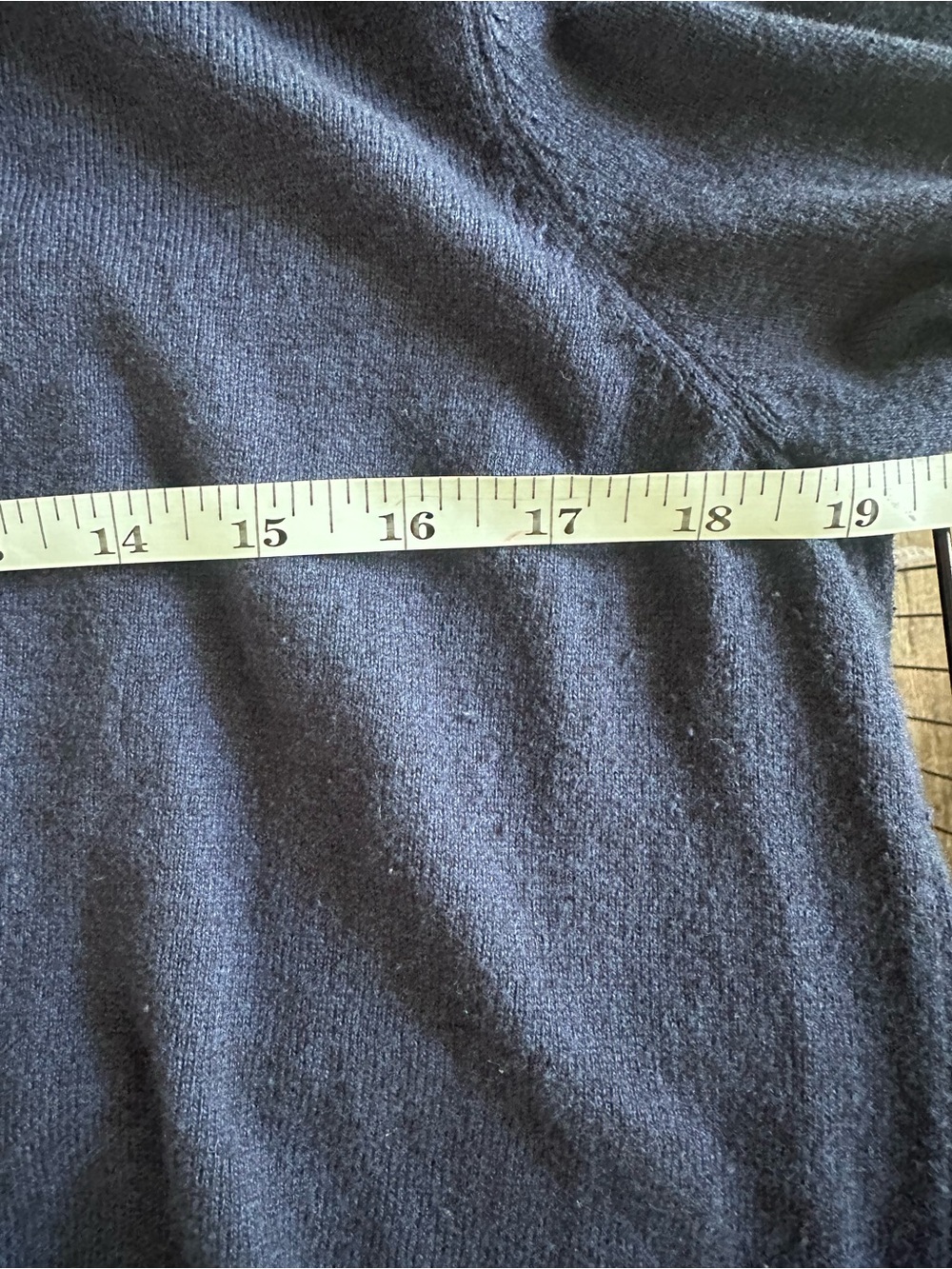 Faherty Vintage Surf Navy Crewneck Sweater Contrasting Blue Shoulder Stripes L - Picture 6 of 8
